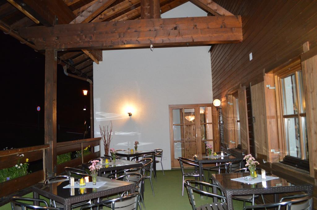 Gasthaus Glockle Apartamento Damuels Exterior foto