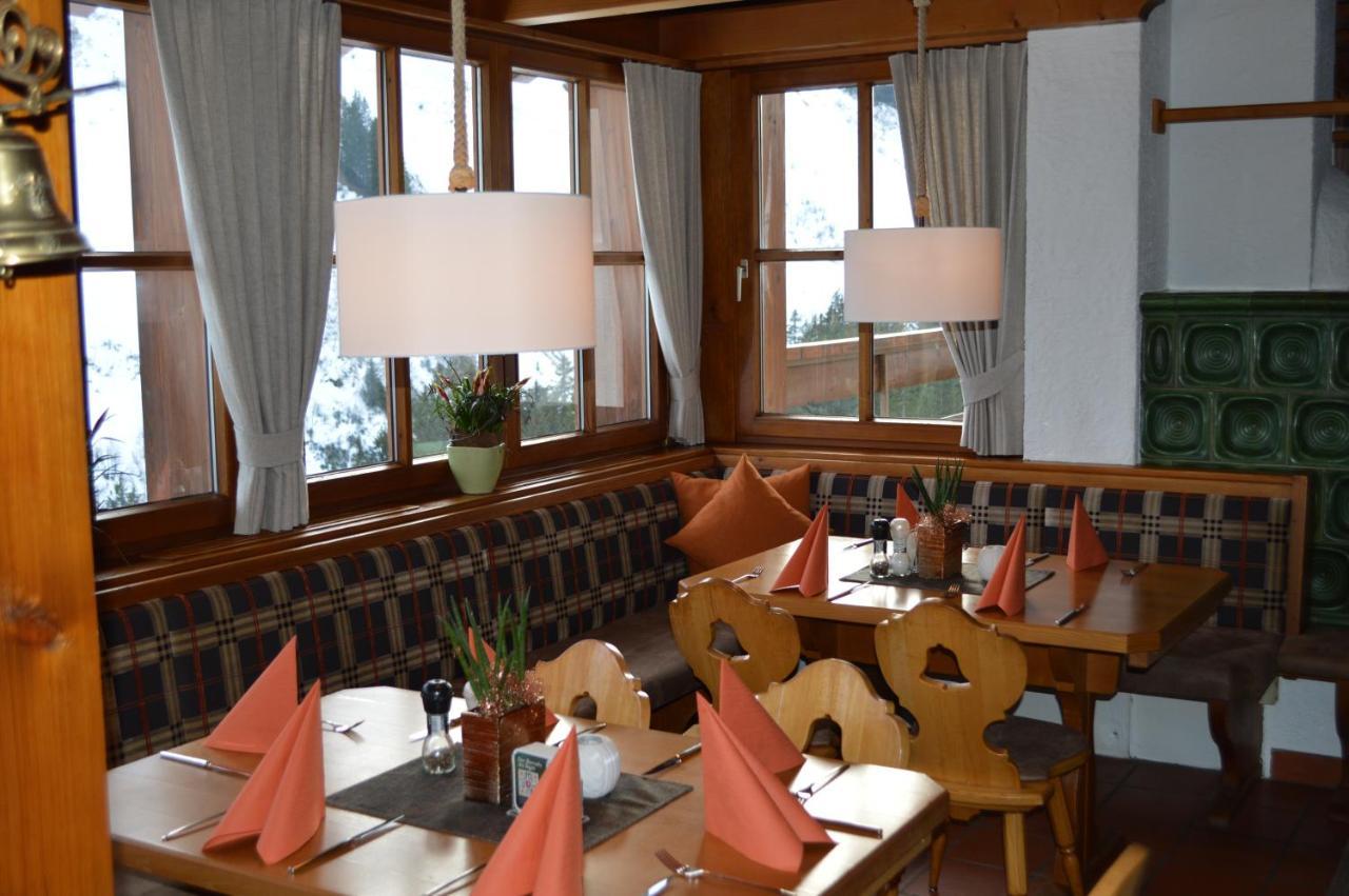 Gasthaus Glockle Apartamento Damuels Exterior foto
