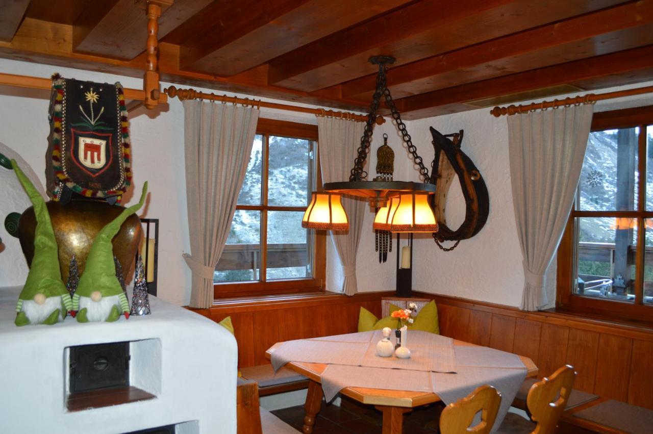 Gasthaus Glockle Apartamento Damuels Exterior foto